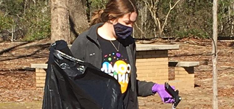 SGA and others participating in Clean Up Day on February 20, 2021