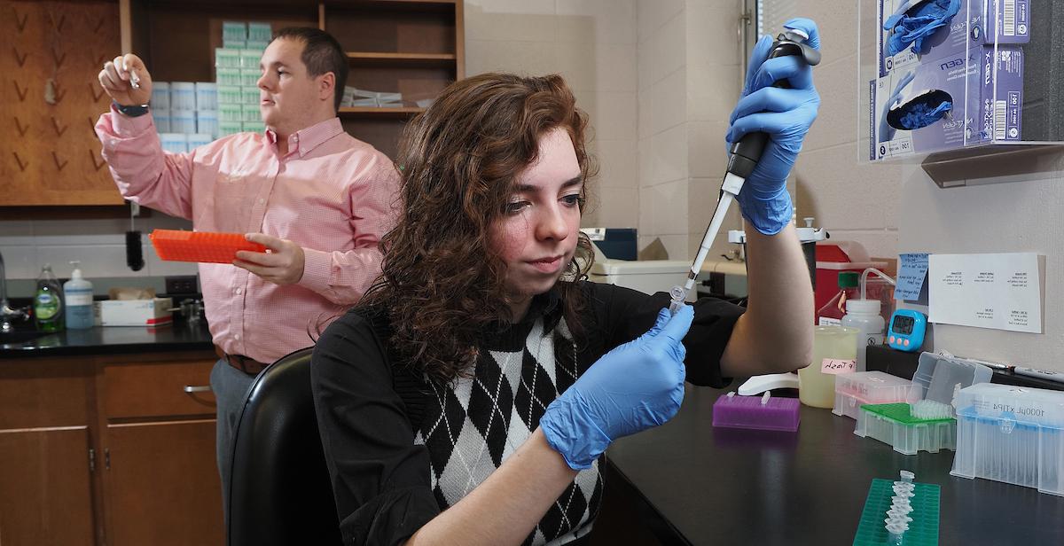 Dr. Jason Strickland, an assistant professor of biology at the University of South Alabama, and senior India Hughes helped identify two new snake species — the Tricolor Snailsucker and the Poppyfield Snailsucker — by sequencing snake DNA. 